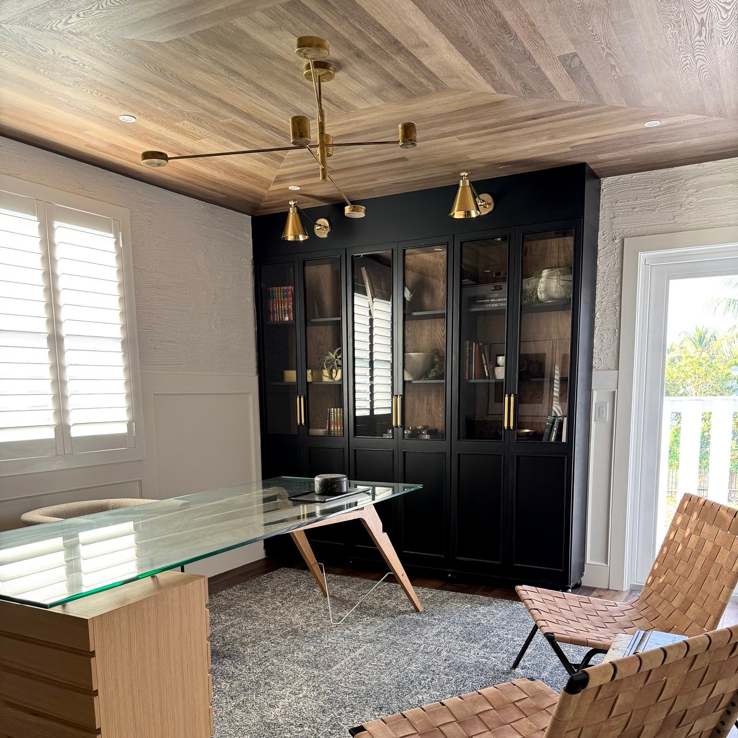 Archer by Galey Alix for walls and ceilings