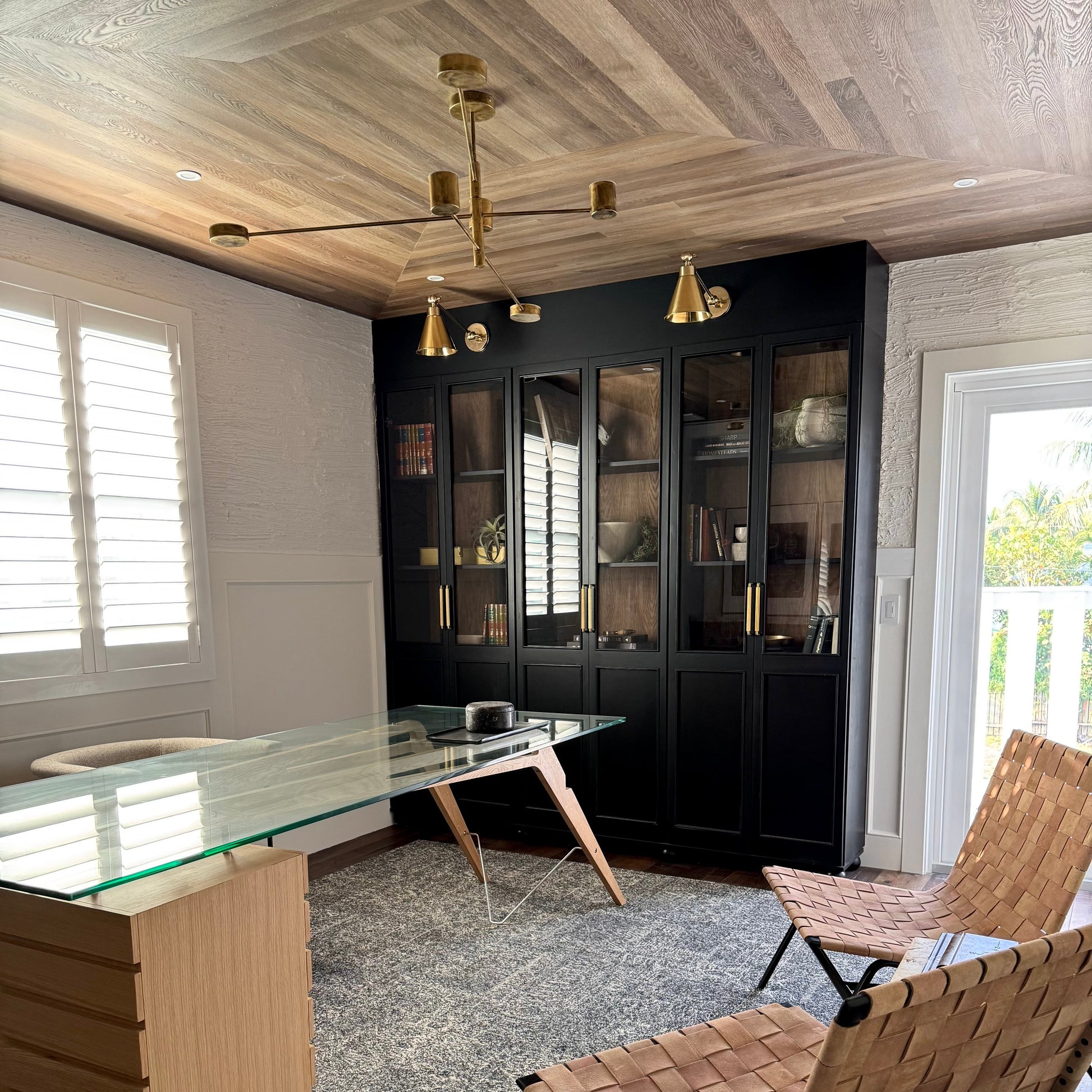 Archer by Galey Alix for walls and ceilings