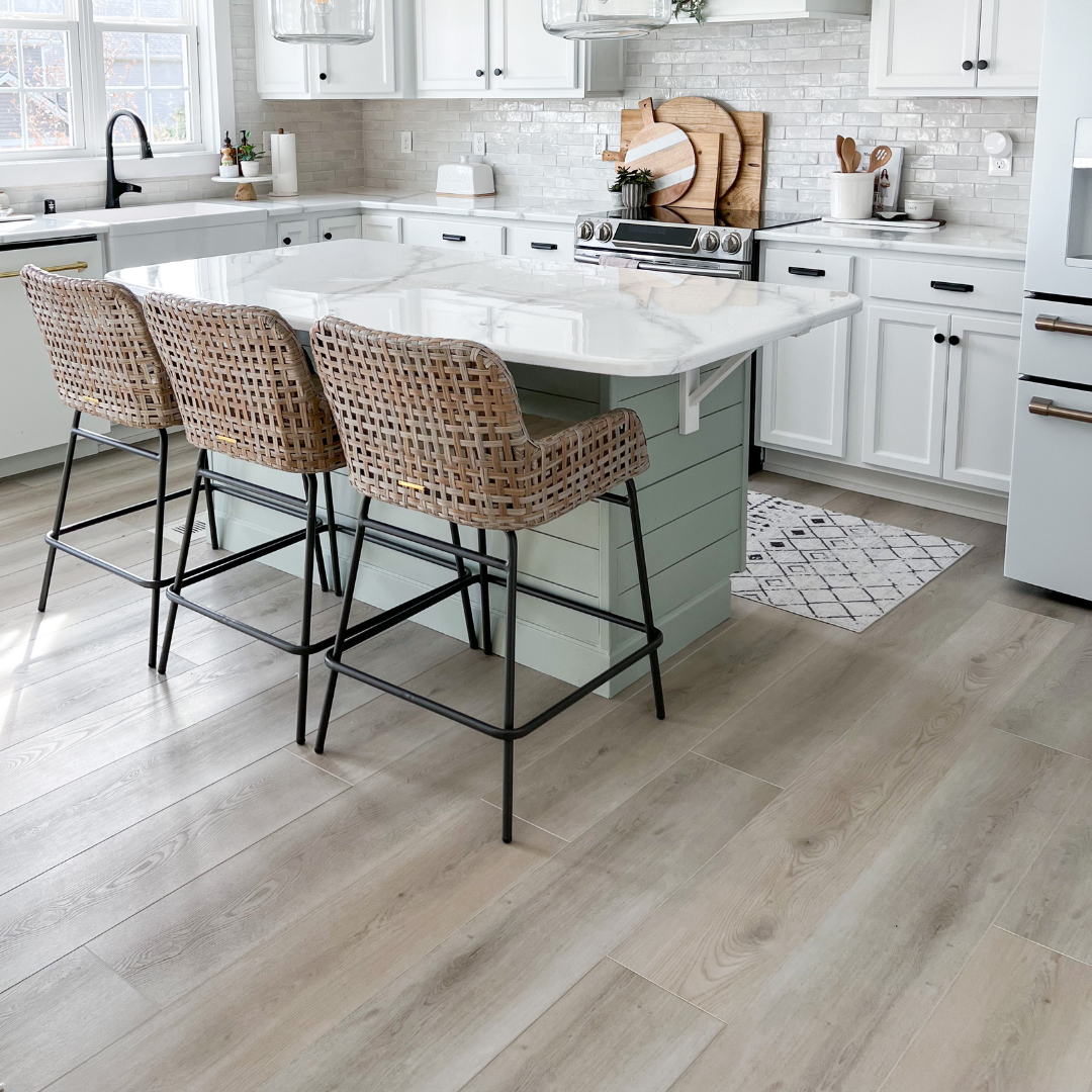 Hewn's Elite Join Stoneform® in a kitchen. 